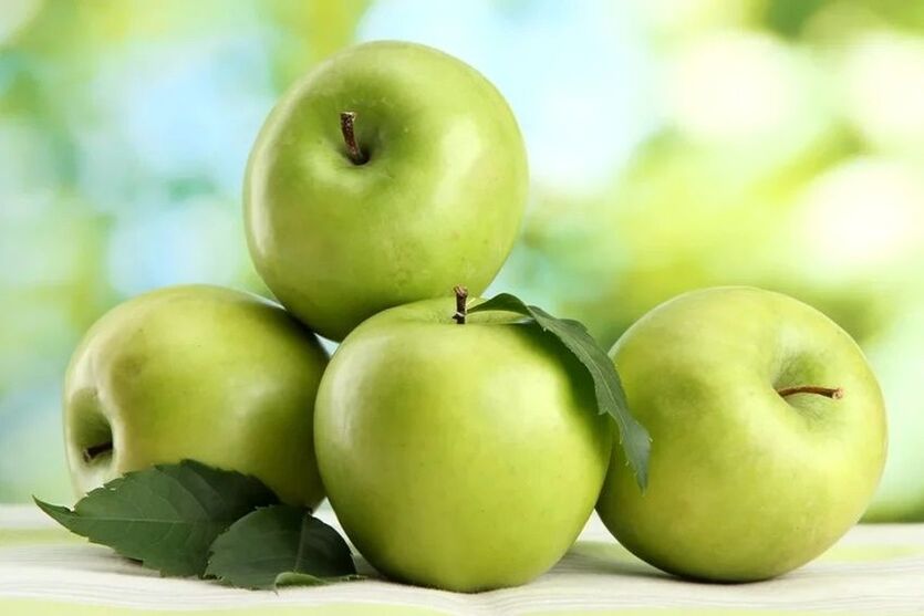 зелени ябълки на диета с ниско съдържание на въглехидрати